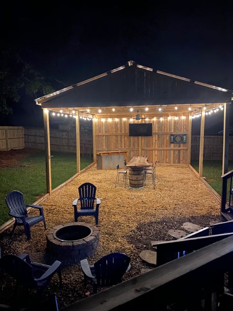 Outdoor Hangout Area, Backyard Bonfire Ideas, Bonfire Ideas, Outdoor Bonfire, Backyard Hangout, Home Decor Amazon, Backyard Bonfire, Pavers Backyard, Diy Backyard Patio