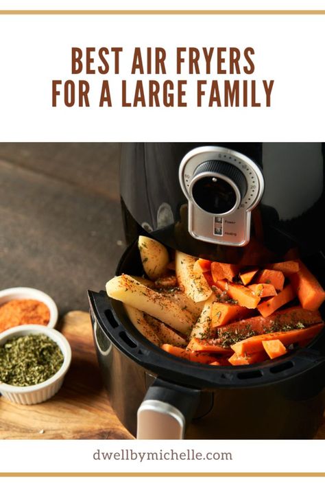 Cooking for a large family can be a challenging task, especially when it comes to making sure everyone gets their food hot and at the same time. This is where having a large-capacity air fryer is useful! Not only do they offer a healthier alternative to deep frying, but they also speed up the cooking process, which means you can feed your family in less time. Here are the 15 best air fryers for large families this year. We’ll dive into their key features, pros, and cons. Let’s start! Air Fryer Cleaning Hacks, Nuwave Air Fryer Recipes, Air Fryer Cleaning, Nuwave Air Fryer, Fryer Machine, Small Air Fryer, Air Fryer Recipes For Beginners, Large Air Fryer, Air Fryer Review