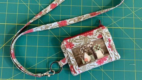 lanyard id wallet with two zipper pocket and clear id slot sewing tutorial Id Wallet Pattern Free, Lanyard Wallet Pattern, Id Holder Diy, Id Holder Sewing Pattern, Id Badge Holder Diy Free Pattern, Diy Wallet Phone Case, Wallet Pattern Free, Wallet Diy, Diy Lanyard