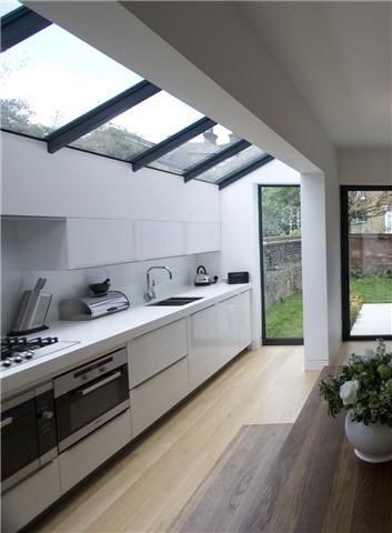 Alex Crabtree on Twitter: "Clever side return #kitchen design extension - light filled cooking lovely! #design decor #Pinterest inspiration https://t.co/TXAVt8uyjh" Kitchen Narrow, Kitchen Long, Dirty Kitchen, Narrow Kitchen, Kitchen Black, House Extension Design, Galley Kitchen, Island Ideas, Glass Roof