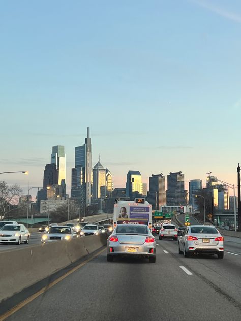 City , golden hour , philly , Philadelphia , skyline , pretty skyline , nyc , city lights , sunset Downtown Philly, Usa Places, Insta Aesthetic, Feeling Pictures, Home Of The Brave, States In America, Picture Story, Cancun Mexico, Future City