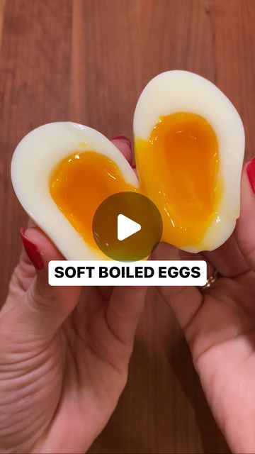 Gabriela Rodiles on Instagram: "12 DAYS OF EGGS 🍳 Day 10: Soft boiled eggs – my go-to weekday breakfast 🫶 Major takeaways: Don’t use freezing cold eggs, absolutely plunge the eggs in an ice bath after cooking and peel slowly, getting under that membrane. Now I want to hear… what’s your method for soft boiled eggs? #12daysofeggs" Eggs Boiling Time, Easy Soft Boiled Eggs, How Long Do You Boil Eggs, Soft Boiled Eggs How To, Boiled Egg In Microwave, Boiled Egg Recipes, Keto Egg Fast, Soft Boiled Egg, Microwave Eggs