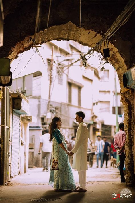 Indian Couple Photoshoot Aesthetic, Princep Ghat Kolkata Couple Photography, Varanasi Couple Photography, Charminar Couple Shoot, Retro Prewedding Photography, Vrindavan Couple Aesthetic, Varanasi Pre Wedding Shoot, British Indian Aesthetic, Indian Love Couple Pic