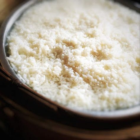 The Hong Kong Cookery: Homemade Chinese Fermented Rice 自製甜酒釀 Flavored Alcohol, Homemade Chinese, Wine Yeast, Fermented Rice, Fermentation Recipes, Chinese Recipes, Rice Wine, Chinese Cooking, News Channel