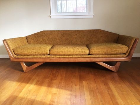 Mcm Sofa, Adrian Pearsall Sofa, Mid Century Couch, Victorian Ceiling, Vintage French Furniture, Mid Century Modern Couch, Sf Apartment, Sofa Covers Online, Dream Sofa