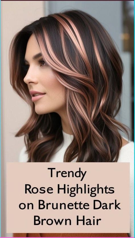 Mahogany Hair With Money Piece, Hair Color Ideas Fall 2024, Womens Hair Color 2024, 2024 Fall Hair Trends For Women Over 40, Hair Color For Fall 2024, Medium Length Fall Hair Color, Fall Hair Styles 2024, Fall Lowlights For Brunettes, Fall Hair Highlights And Lowlights