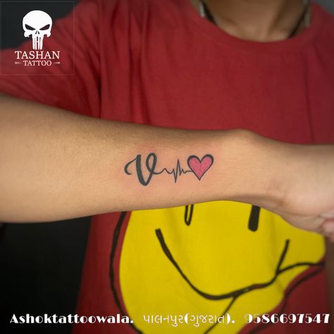 TashanTattoo
AshokTattooWala
S.4.5,Tirupati plaza
Opp. New bus stand
Near gd modi collage
Palanpur (gujrat)
9586697547
9687533310 V Tattoo Letter Design, V Letter Tattoo, V Letter Images, Joker Tattoo Design, V Tattoo, Tiny Tattoos For Women, Jerry Cartoon, Editor Video, Letter Tattoo