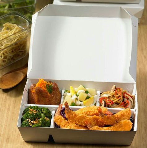 Bento Packaging, Catering Packaging, Food Delivery Packaging, Takeaway Packaging, Food Box Packaging, Food Pack, Food Packaging Design, Packaged Food, Cafe Food