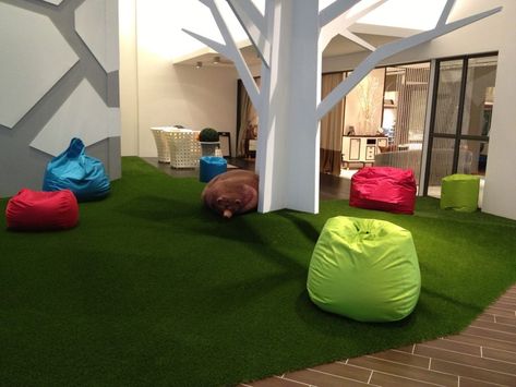 Bring the Outdoors in with Artificial Grass | Eco Lawn Bamboo Plant Decor, Fake Grass Carpet, Classroom Carpet, Artificial Grass Backyard, Classroom Carpets, Business House, Artificial Garden Plants, Artificial Grass Rug, Best Artificial Grass