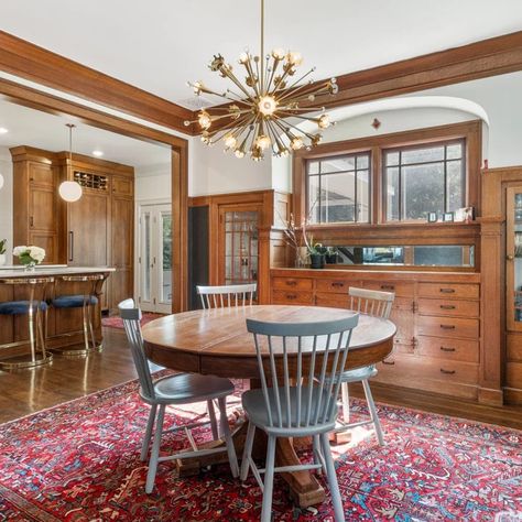 Dining Room Design Craftsman, Modern Craftsman Dining Room, Craftsman Dining Room Ideas, Mission Style Dining Room, Craftsman Style Dining Room, Cozy Craftsman, Craftsman Dining Room, Dining Room Built In, Dining Room Window