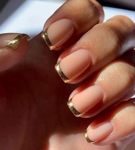 French Tip Nails Square, Gold Tip Nails, Ponytail Wedding, Gold French Tip, Hairstyles Prom, Hairstyles Ponytail, Gold Nail Designs, French Tip Nail Designs, Square Nail Designs