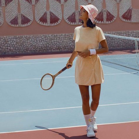 Terry Cloth Romper, Guayabera Shirt, Vintage Sportswear, Frankies Bikinis, Terry Shorts, Romper Outfit, Sporty And Rich, Tennis Player, Chic Woman