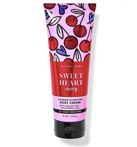 From Strawberry Pound Cake Body Cream To Rosé-Scented Candles, These Are Sure To Make Delicious Valentine's Day Gifts Sweetheart Cherry Bath And Body Works, Cherry Body Lotion, Bath And Body Works Body Cream, Bath And Body Works Body Butter, Lovecore Fashion, Body Scents, Shower Care, Bath And Body Works Lotion, Strawberry Pound Cake