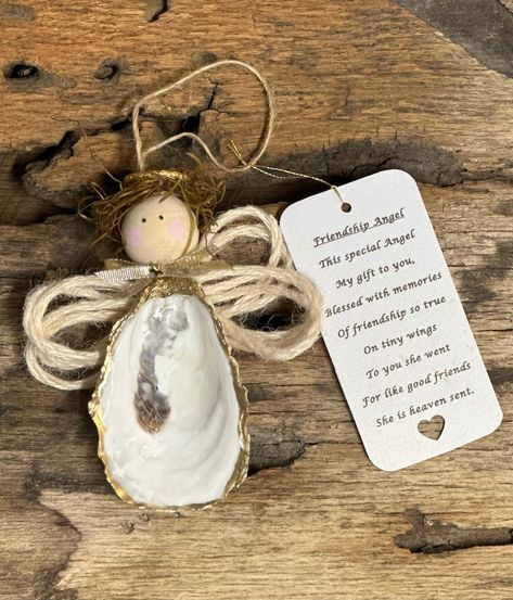 Oyster Shell Friendship Angel Ornament - Etsy Canada Thumbprint Angels, Oyster Angel Ornament, Angel Oyster Shell Ornament, Oyster Shell Angel Ornaments, Shell Ornaments Diy, Angel Ornaments To Make, Oyster Artwork, Oyster Ideas, Seashell Angels