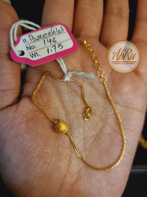 Bracelets Gold Simple For Women, Doctor Jewelry, Fashion Jewelry Necklaces Gold, Small Earrings Gold, Blush Jewelry, Gold Bracelet Simple, Gold Bridal Necklace, Antique Necklaces Design, Antique Gold Jewelry Indian