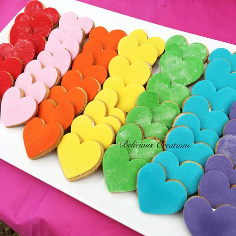 Rainbow High Cookies, Rainbow Heart Cookies, Pride Cookies, Wedding Biscuits, Rainbow Cookie, Heart Sugar Cookie, Shipping Cookies, Stim Board, 4 Birthday