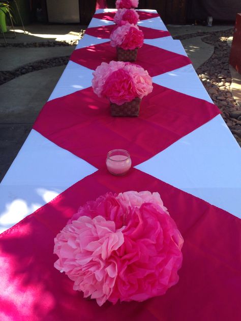 Easy Baby Shower Centerpieces, Tissue Paper Centerpieces, Tissue Paper Flowers Easy, Boy Baby Shower Centerpieces, Paper Flower Centerpieces, Pink Centerpieces, Whatsapp Tricks, Birthday Table Decorations, Easy Paper Flowers