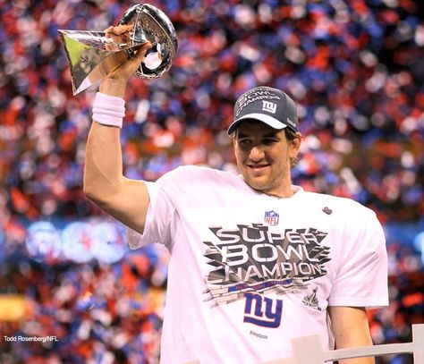 Eli Manning Super Bowl, Nfl Championships, Eli Manning, Nfl New York Giants, Giants Football, The Giants, Peyton Manning, Ny Giants, Fantasy Sports