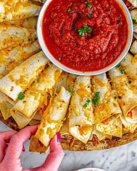 Blooming Pizza Ring, Blooming Taco Ring, Bloomin Chicken Quesadilla, Tex Mex Recipes Appetizers, Croissant Taco Ring, Appetizer Mexican Appetizers, Chicken Taco Ring, Blooming Burrito Ring, Tortilla Pull Apart