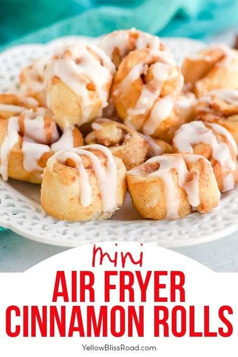 Cresent Roll Dough, Recipes Using Crescent Rolls, Crescent Roll Dessert, Crescent Roll Breakfast Recipes, Cinnamon Crescent Rolls, Mini Cinnamon Rolls, Fun Breakfast, Breakfast Crescent Rolls, Air Fryer Cooking Times