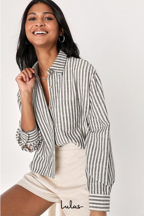 Cute and casual vibes come together to create the trendy look that is the Lulus Chic Marvel White and Grey Striped Button-Up Long Sleeve Top! Breezy, cotton-blend woven fabric, with a white and grey striped pattern throughout, shapes a classy collared neckline and long sleeves with drop shoulders and button cuffs. An oversized, cropped bodice features a front patch pocket and functional button placket at the center. Fit: This garment fits true to size. Length: Size medium measures 21" from top t Striped Blouse Outfit, Gray Shirt Outfit, Striped Top Outfit, Outfits With Striped Shirts, Grey Striped Shirt, Blouses Designs, Summer Outfits For Moms, Lulu Fashion, Striped Crop Top