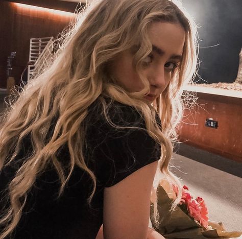 Claire Novak Aesthetic, Kathryn Newton Aesthetic, Katheryn Newton, Kathryn Newton Icons, Katherine Langford Cursed, Kathryn Newton Photoshoot, Kathryn Newton Instagram, Claire Novak, Kathryn Newton