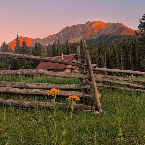 Cade Eaton, Chestnut Springs, Ranch Cabin, Instagram Places, Behind Blue Eyes, Between Two Worlds, Western Life, Western Lifestyle, Western Aesthetic