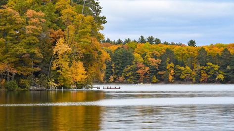 Your guide to Minocqua - Wisconsin Travel Best Bets Minocqua Wisconsin, Wisconsin Travel, Family Weekend, Lake Placid, Cabins In The Woods, House Boat, Hiking Trails, Travel Fun, Fudge