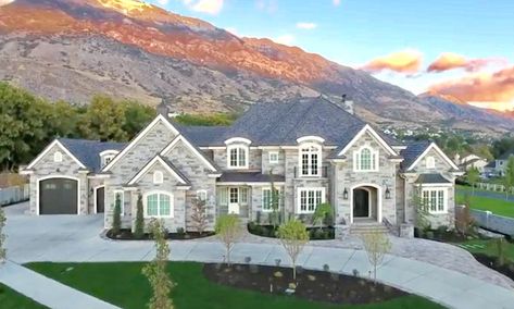 Best Custom Home Builder in Utah | Millhaven Homes Family Home Interior, Vastu House, Mansion Exterior, Home Bar Designs, Luxury Homes Dream Houses, Easy Ideas, Cozy Nook, Dream House Exterior, Dream House Plans