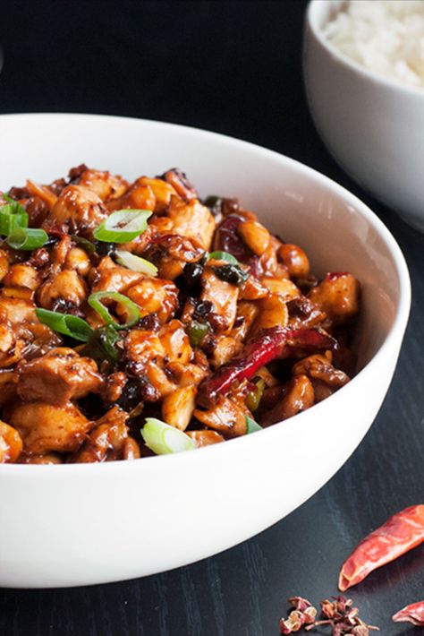 Chicken With Black Beans, Chicken Starters, Turkey Meals, Andrew Zimmern, Bean Sauce, Poultry Dishes, Stir Fry Recipes Chicken, Mapo Tofu, Black Bean Sauce