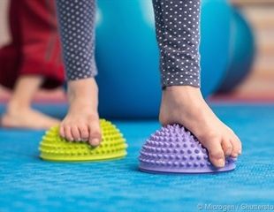 Physiotherapy Exercises, Fallen Arches, Foot Exercises, Pediatric Physical Therapy, Balance Trainer, Balance Ball, Yoga Ball, Shin Splints, Yoga Equipment