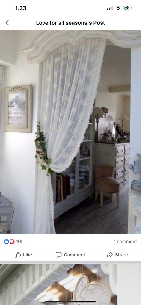 Curtained Doorway, Cortinas Country, French Country Bathroom, Shabby Home, Shabby Chic Curtains, Country Bathroom, Shabby Chic Bathroom, Chic Bathrooms, Shabby Chic Kitchen