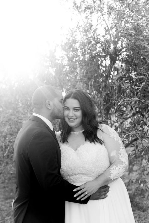 Wedding Vineyard, Curvy Wedding, Plus Size Bridal, South African Weddings, Wedding Portrait Poses, Bride Pictures, Bride Photoshoot, Wedding Picture Poses, Curvy Bride