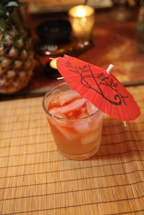 Disney Dinners: Mulan Mulan Drink Ideas, Mulan Cocktail, Mulan Themed Dinner, Mulan Dinner And A Movie, Mulan Themed Wedding, Mulan Quinceanera Theme, Disney Tables, Mulan Party Ideas, Mulan Birthday Party