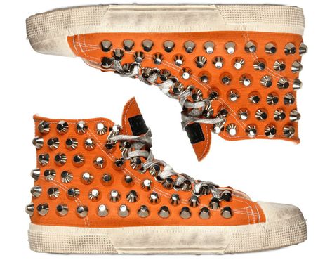 Electric Style, Studded Converse, I Do Shoes, Shoe Business, Diy Sneakers, Orange Sneakers, Studded Sneakers, Studded Shoes, Converse Sneakers