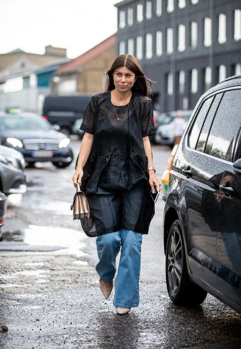 Fall Outfit Idea: Sheer Dress + Flared Jeans Sheer Dress Over Jeans, Copenhagen Fashion Week Street Style, Copenhagen Street Style, New Street Style, Copenhagen Fashion, Outfit Plan, Girl Trends, Copenhagen Style, Copenhagen Fashion Week