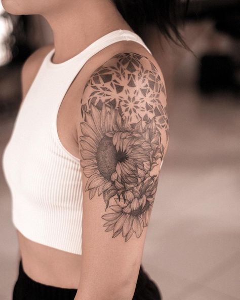 Tattoo Sunflower Arm, Ornamental Sunflower Tattoo, Filler For Sleeve Tattoo For Women, Sunflower On Shoulder Tattoo, Sunflower Mandala Tattoo Sleeve, Geometric Sunflower Tattoo, Sunflower And Mandala Tattoo, Sunflower Tattoo On Shoulder, Sunflower Sleeve Tattoo