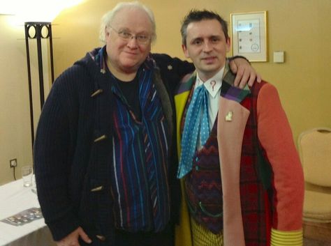 Colin Baker and Steve Ricks in the 6th Doctor replica costume he made. Sixth Doctor, Colin Baker, Doctor Who