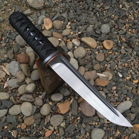 Tanto Blade, Tanto Knife, Cool Knives, Finding Balance, Handmade Knives, Fixed Blade Knife, Chef Knife, Knife Making, Axes