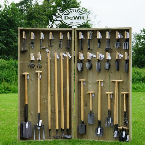 hand made dutch garden tools Stowe Gardens, Japanese Garden Tools, Farming Tools, Pirate Bedroom, Vege Garden, Garden Tools Diy, Garden Tool Rack, Agriculture Business, Dutch Gardens