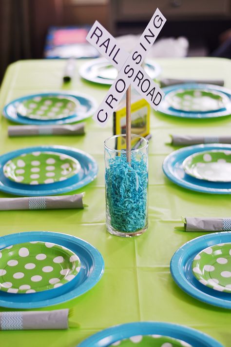 Birthday Themes Blue, Train Baby Shower Theme, Train Party Ideas, Train Baby Shower, Train Birthday Party, Train Theme, Trains Birthday Party, Blue Train, Train Party