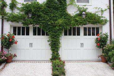 Double Garage Door, Lighting Design Ideas, Front Porch Lighting, Entryway Lighting, Garage Lighting, Climbing Roses, Garage Design, Climbing Plants, Porch Lighting