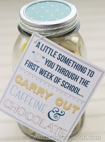 Free printable: A little something to 'C' you through the first week of school - Carry out, Caffeine, and Chocolate! Sahm Tips, Teacher Presents, First Day Of School Gift, Teacher Survival, Teacher Treats, Guidance Lessons, First Week Of School, Big Moon, Teachers Diy