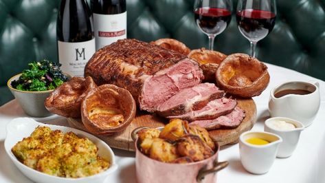 Best 24 Sunday roasts in London - Restaurant - visitlondon.com London Sunday Roast, Best Sunday Roast In London, Lunch In London, Sunday Roasts, Special Occasion Dinner, Windsor England, London 2023, London Restaurant, Dinner Restaurants