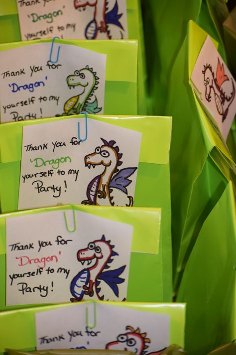 Dragons Themed Birthday Party, Dragon Party Bags, Dragon Tales Birthday Party, Dragon Party Ideas For Kids, Dragon Themed Food, Dragon Themed Baby Shower Ideas, Dragon Baby Shower Ideas, Dragon Birthday Party Ideas, Dragon Party Favors