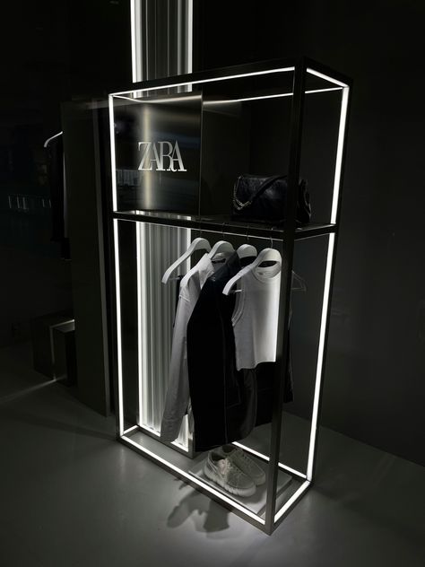 Clothing Retail Store Design, Black Store, Small Bedroom Inspiration, Barber Shop Interior, Store Shelves Design, Retail Facade, Clothing Store Displays, Retail Store Interior Design, Clothing Store Interior