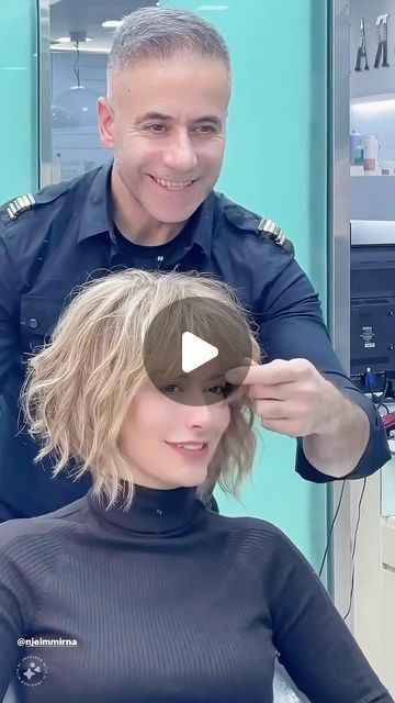 Pelo Bob Ondulado, Messy Bob Haircut, Choppy Bob Hairstyles For Fine Hair, Κούρεμα Bob, Messy Bob, Haircut Tutorial, Stacked Bob Haircut, Crochet Boots, Messy Short Hair