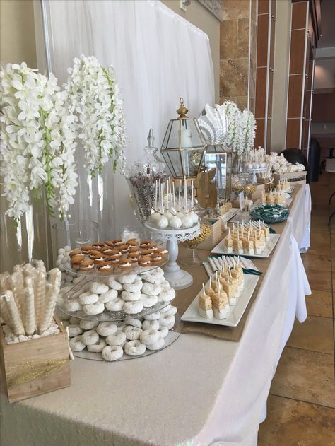 White Sweet Table Ideas, Popcorn Dessert Table, Pearls And Prosecco Dessert Table, Classy Wedding Shower Ideas, Wedding Simple Table Decor, All White Dessert Table, White Sweets Table, Engagement Party Dinner, Wedding Dessert Table Ideas