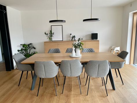 Umage Asteria Dining Table Grey Wood, Oak Dining Table Grey Chairs, Minimlistic Dinning Table, Grey Industrial Dining Table, Light Grey Dining Table Amd Chairs, Ikea Dining Room, Open Kitchen And Living Room, Dining Table In Living Room, Modern Farmhouse Dining