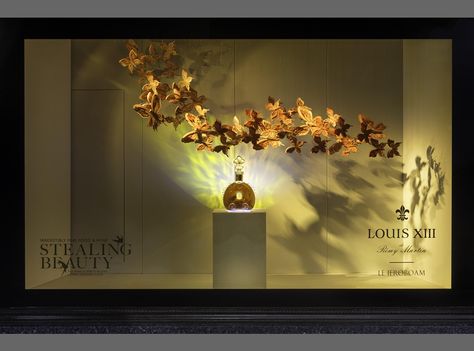 Harrods Food Halls takeover revealed Luxury Window Display, Don Perignon, Jewelry Shop Display, Fall Windows, Jewelry Store Design, Perfume Display, Store Window Displays, Visual Merchandising Displays, Window Display Design